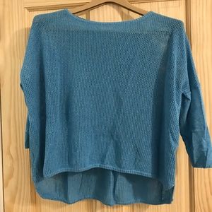 Women’s sweater fair trade